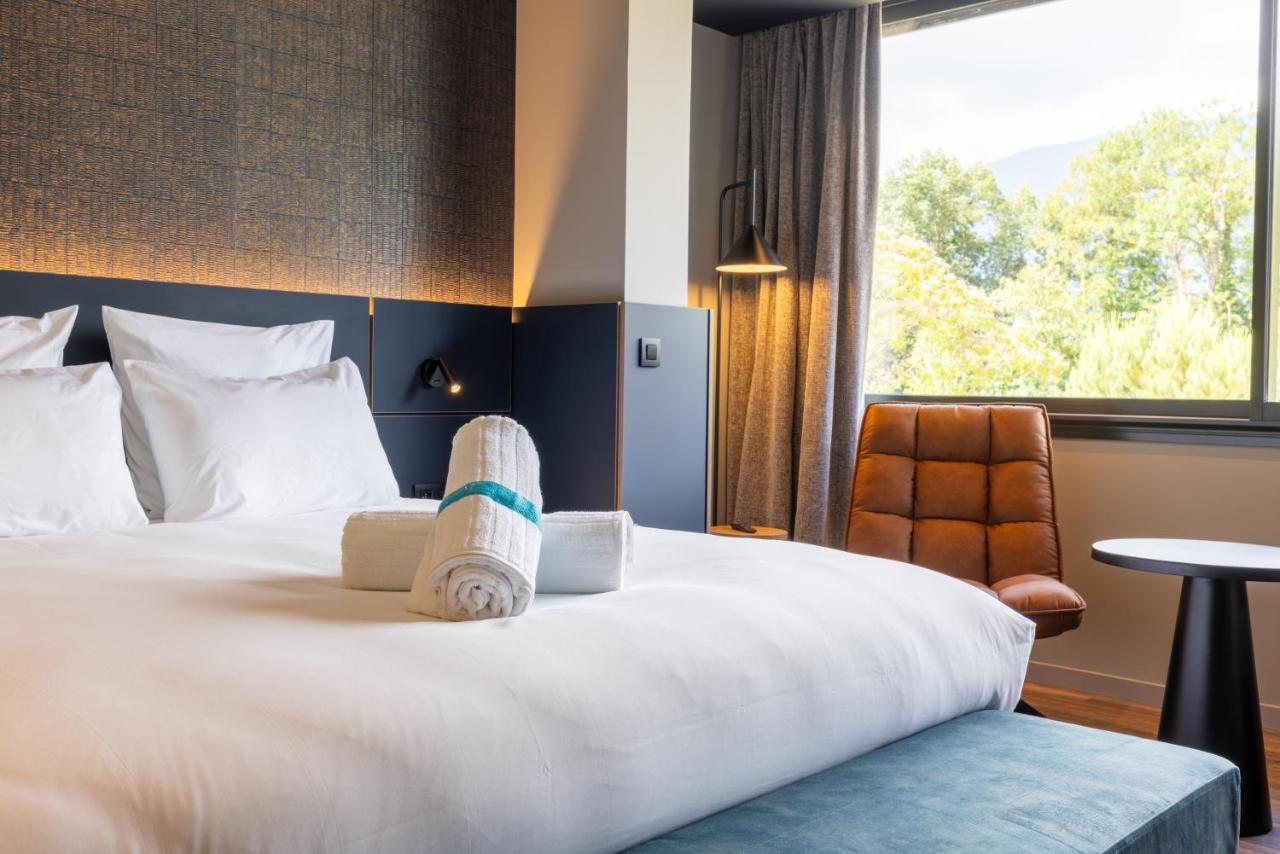Miura Hotell Voglans Exteriör bild
