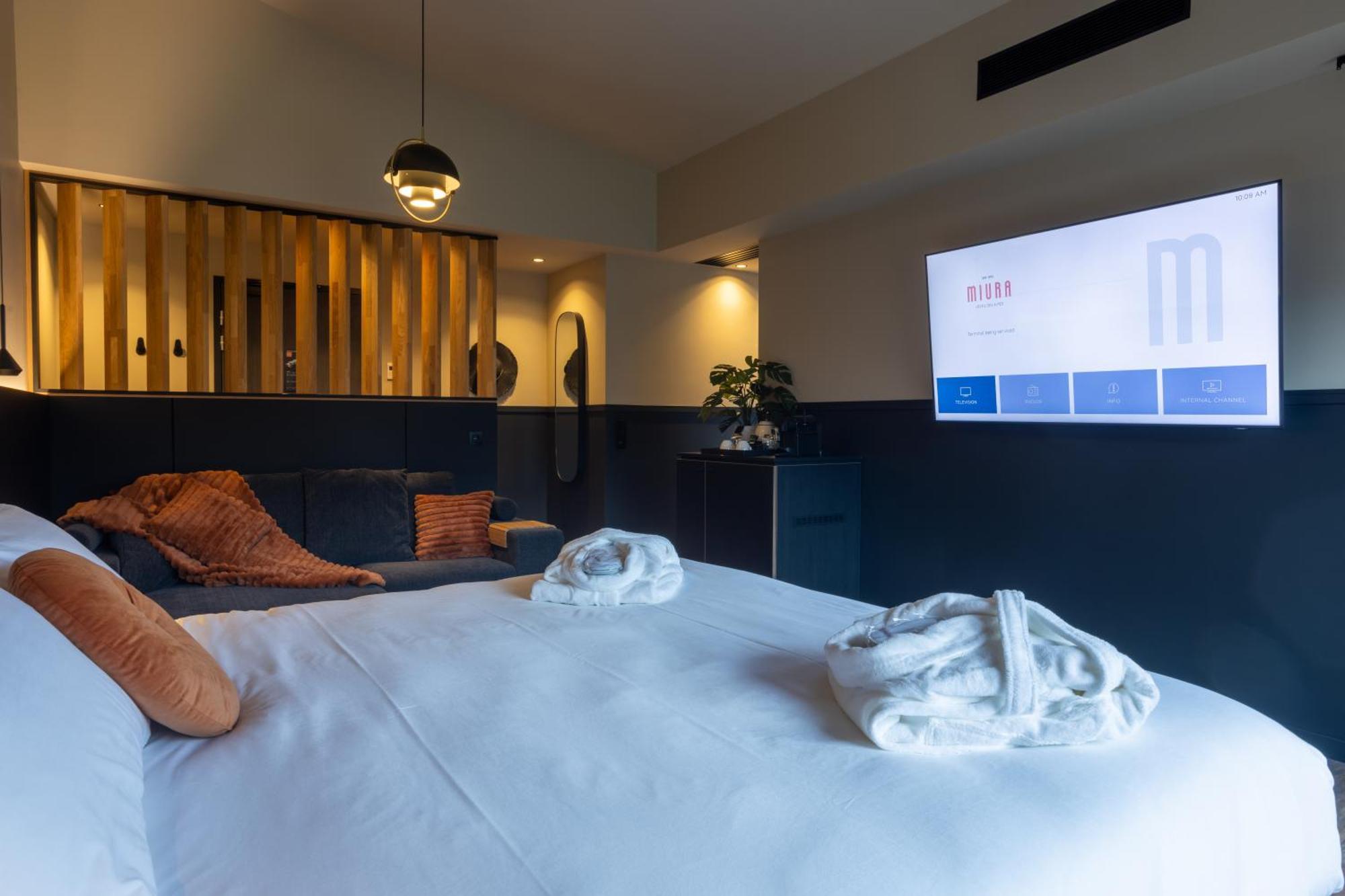 Miura Hotell Voglans Exteriör bild