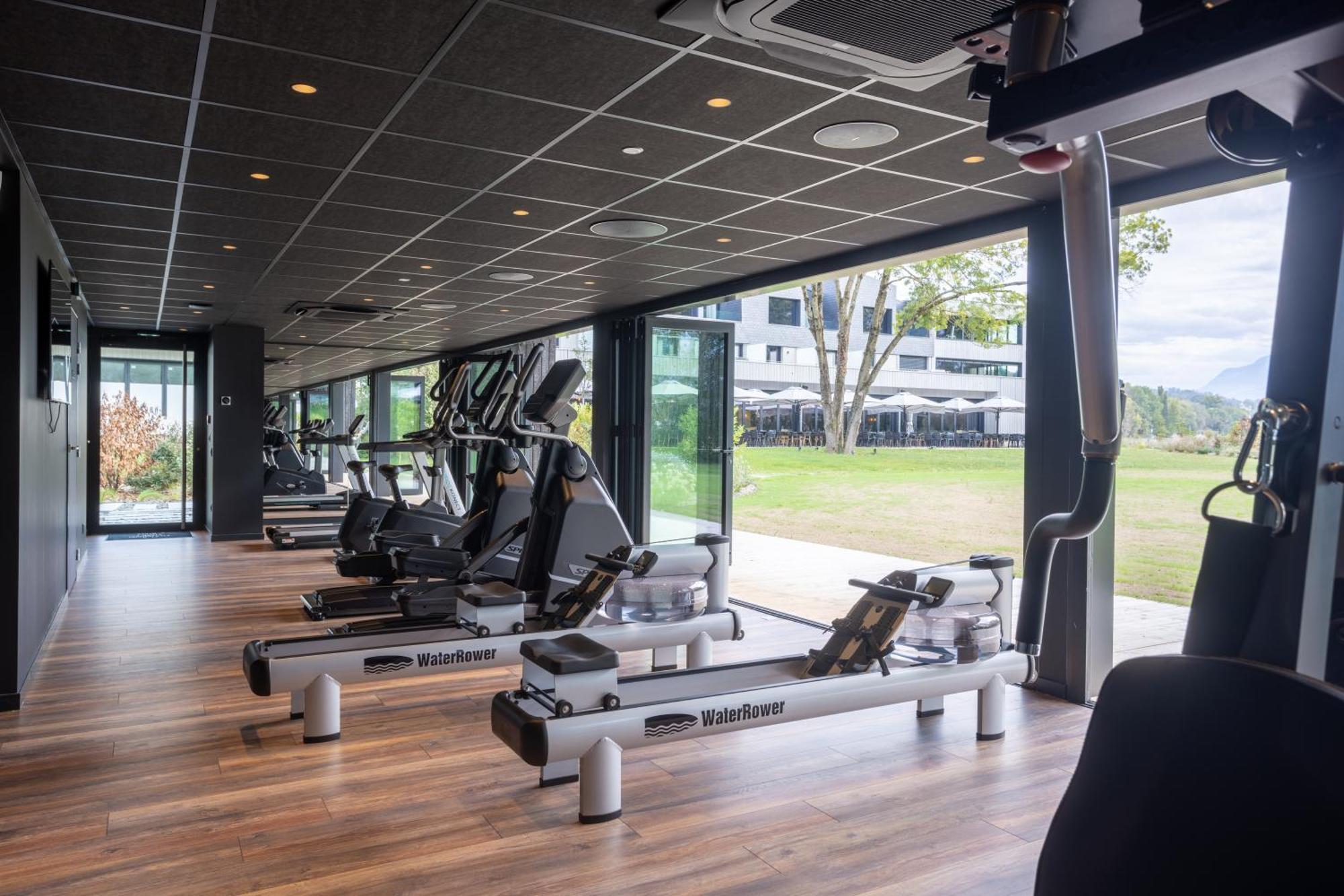 Miura Hotell Voglans Exteriör bild