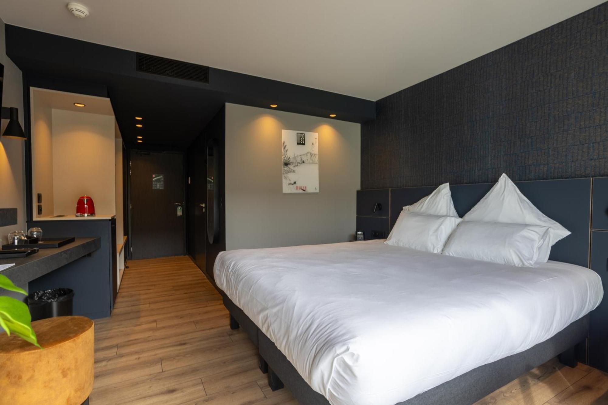 Miura Hotell Voglans Exteriör bild