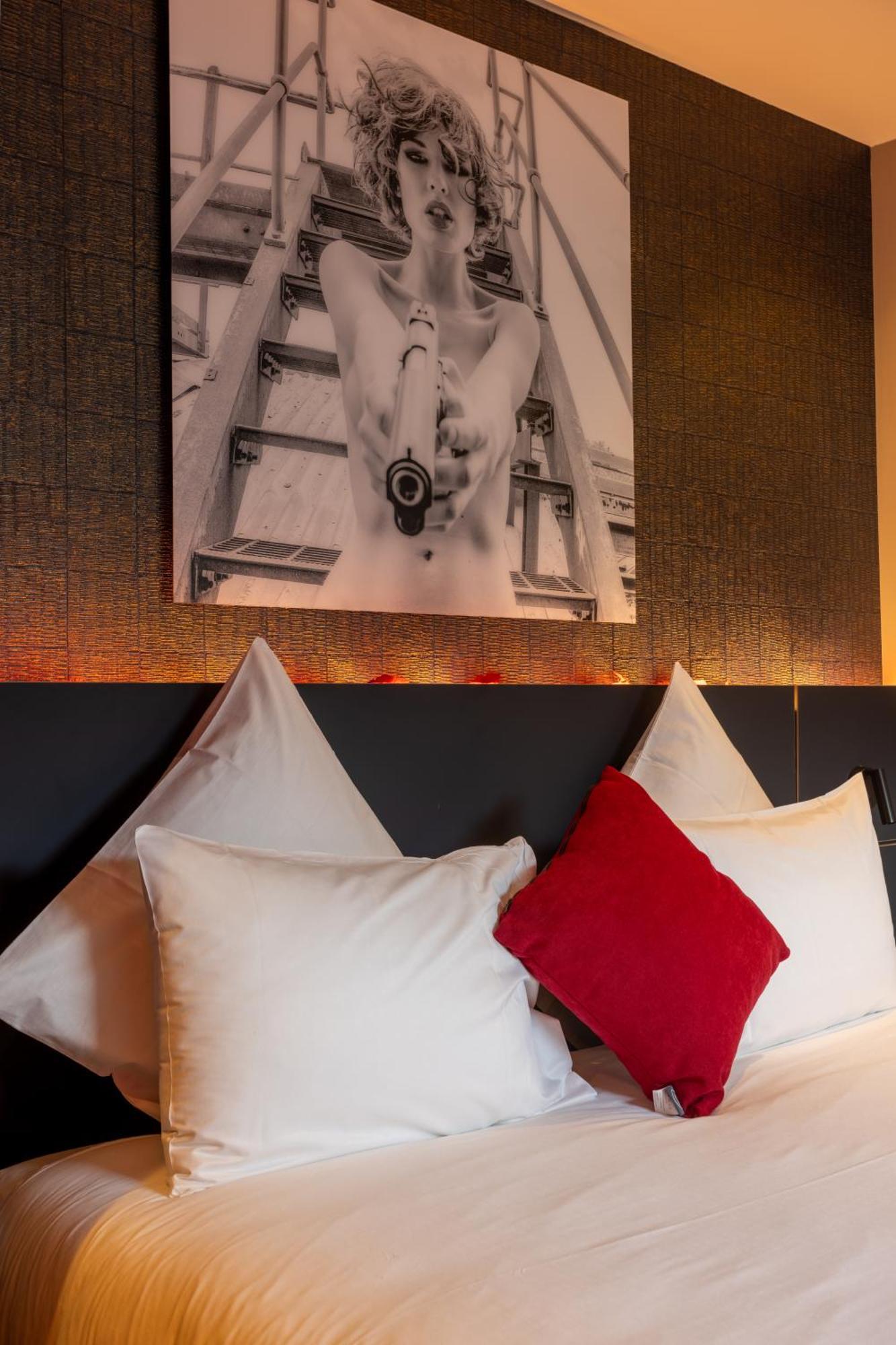 Miura Hotell Voglans Exteriör bild