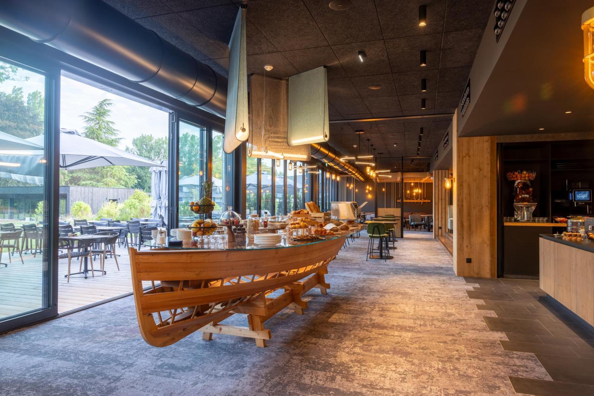 Miura Hotell Voglans Exteriör bild